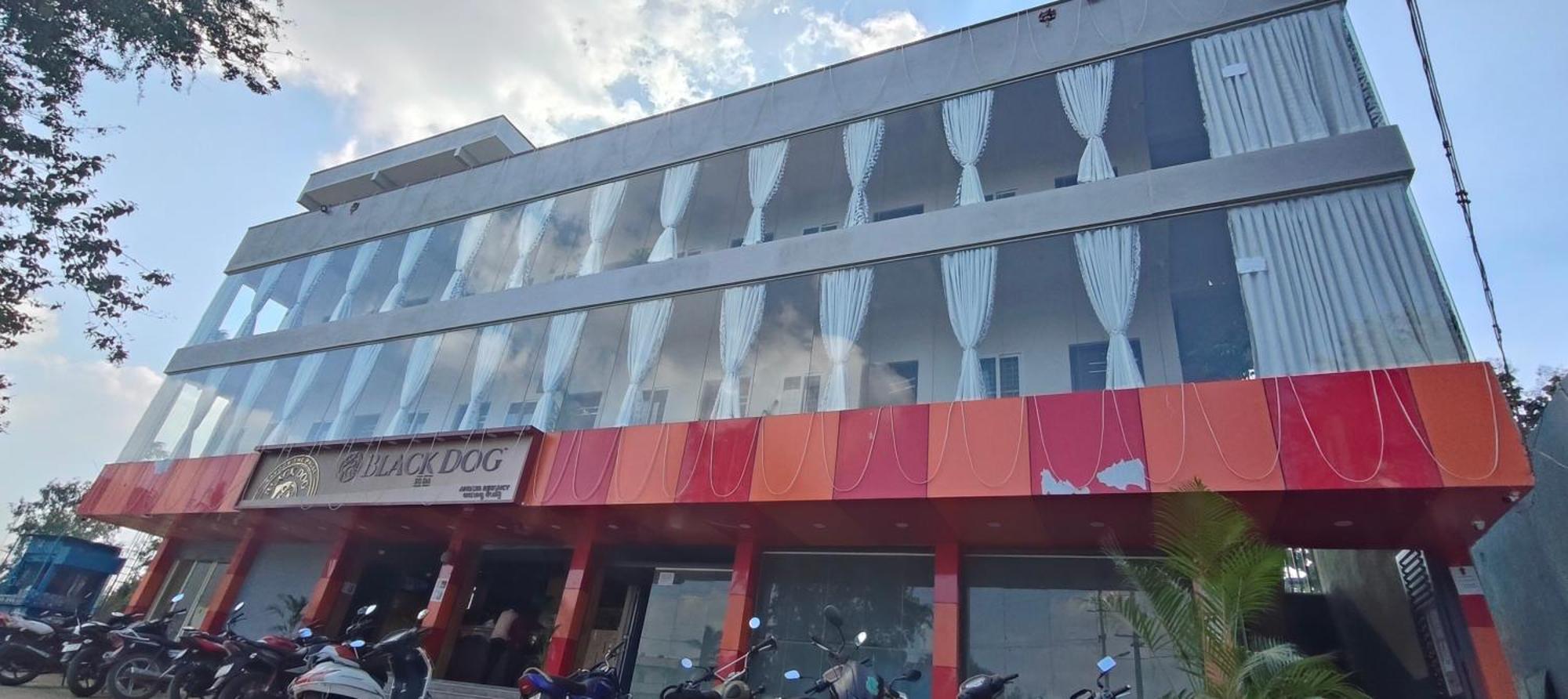 Hotel Amulya Regency Bayappanhalli Exterior foto
